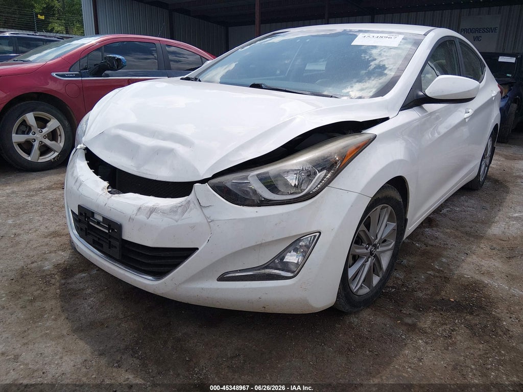 2014 Hyundai Elantra SE photo 2
