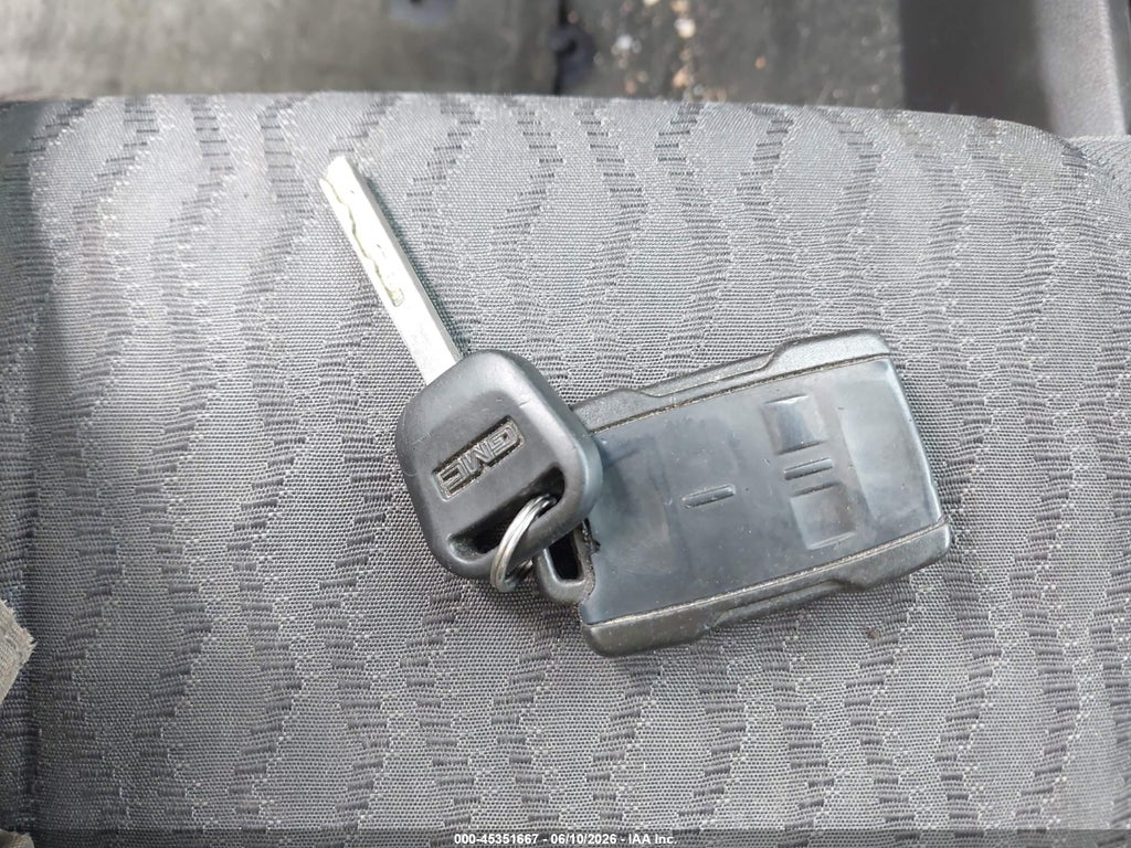 2015 GMC Yukon XL 1500 SLE photo 11