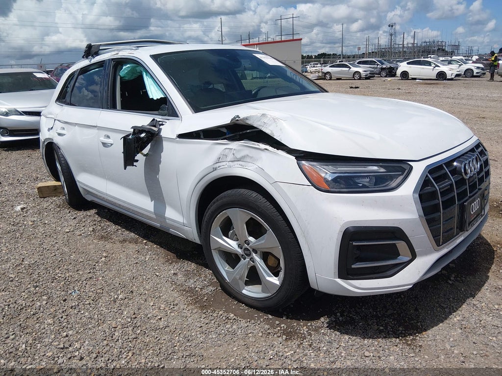 WA1BAAFY9M2106153 2021 AUDI Q5 photo no. 1