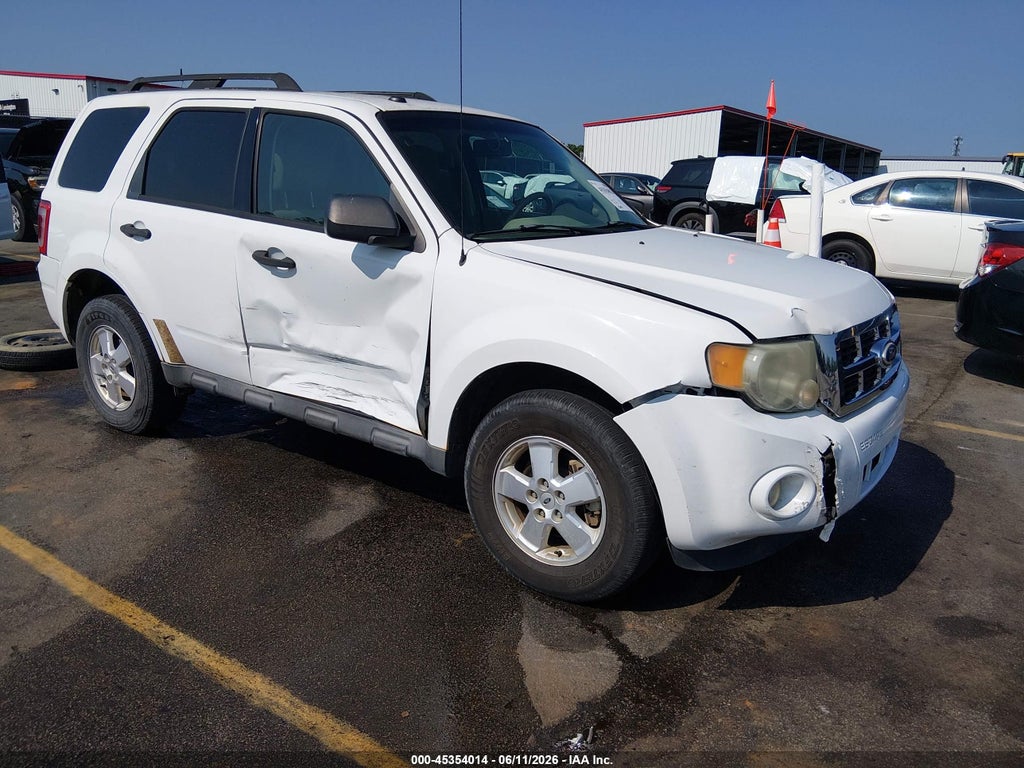 1FMCU0DG0BKA69377 2011 FORD ESCAPE photo no. 1