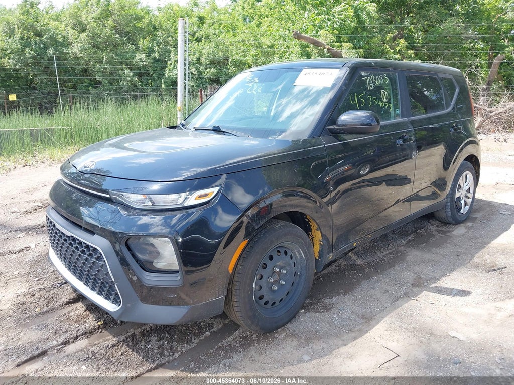 2020 Kia Soul LX photo 2