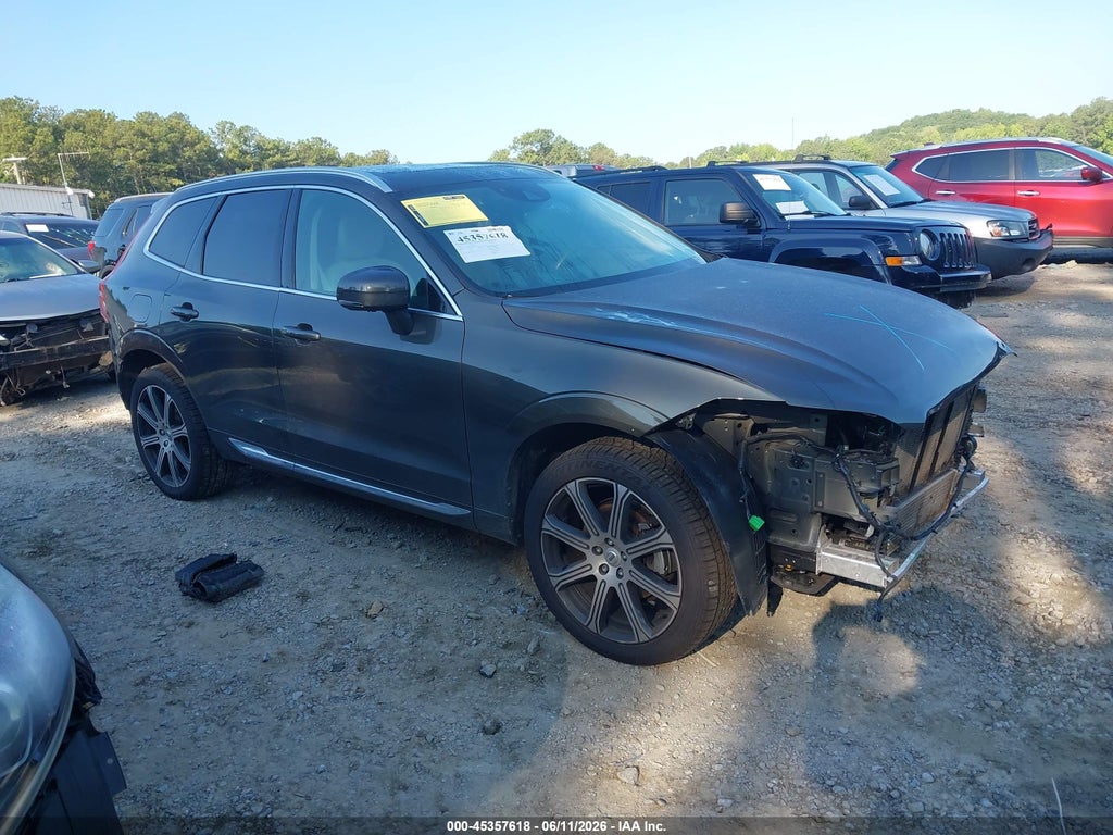 2021 VOLVO XC60