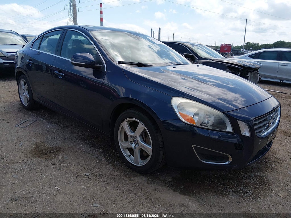 2013 VOLVO S60