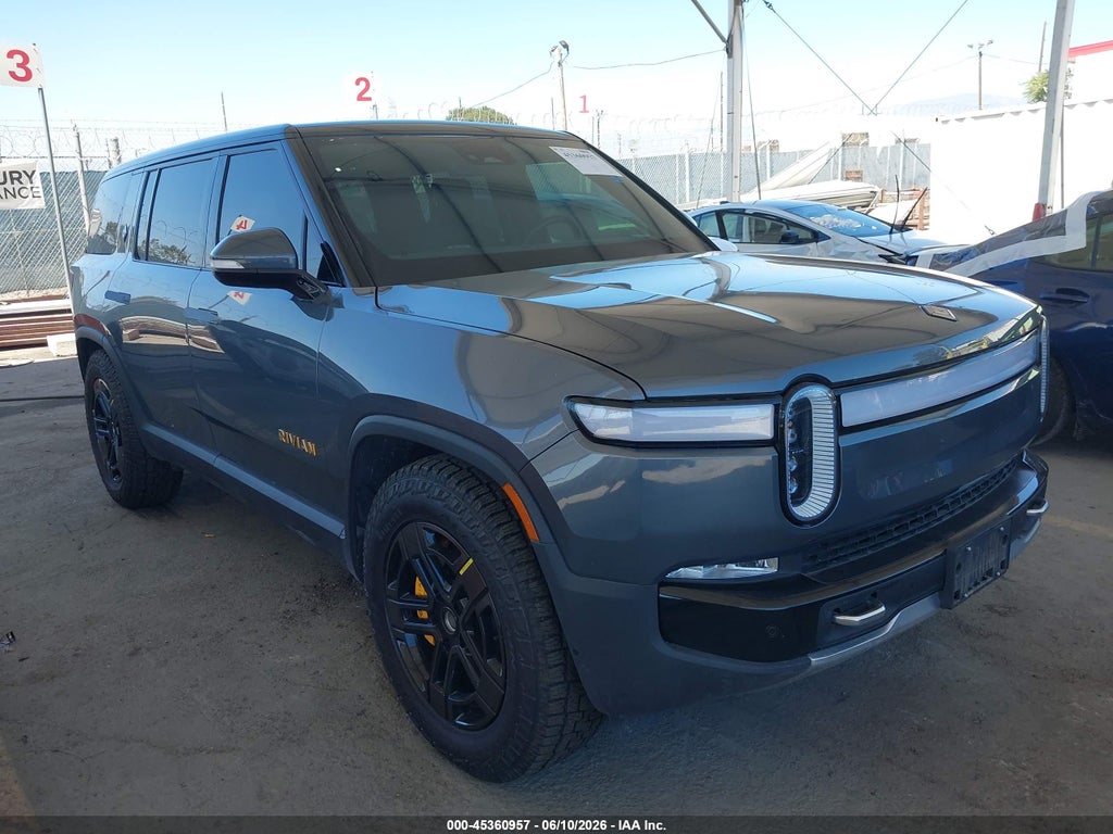 2023 RIVIAN R1S