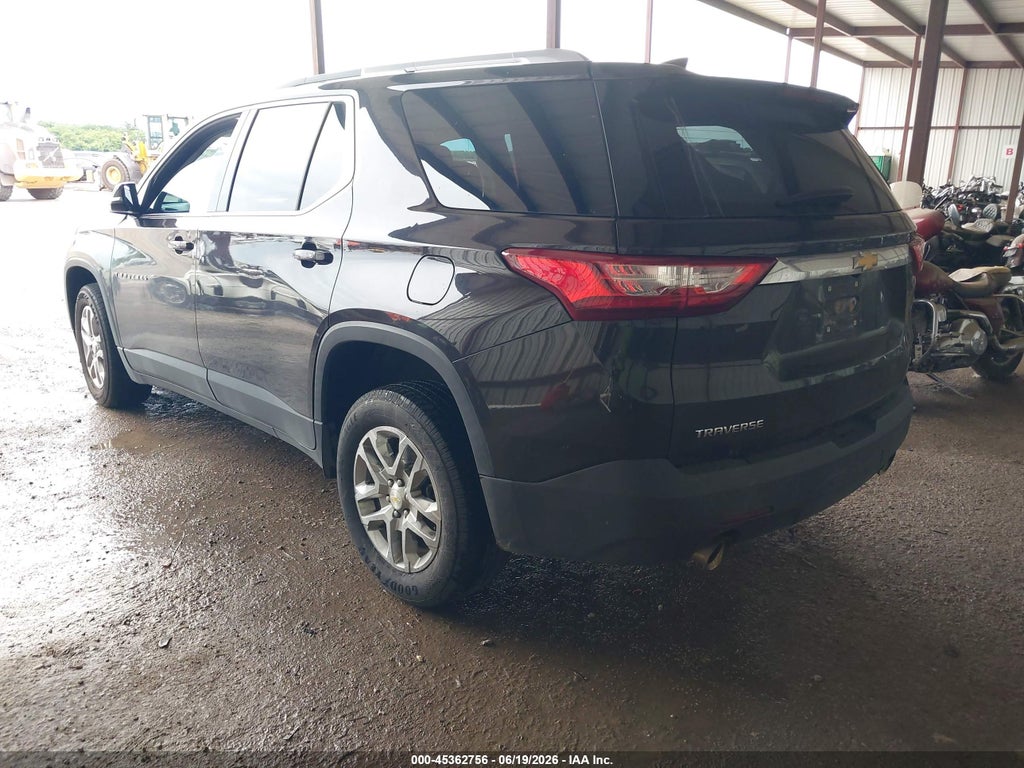 2018 Chevrolet Traverse 1LT photo 3