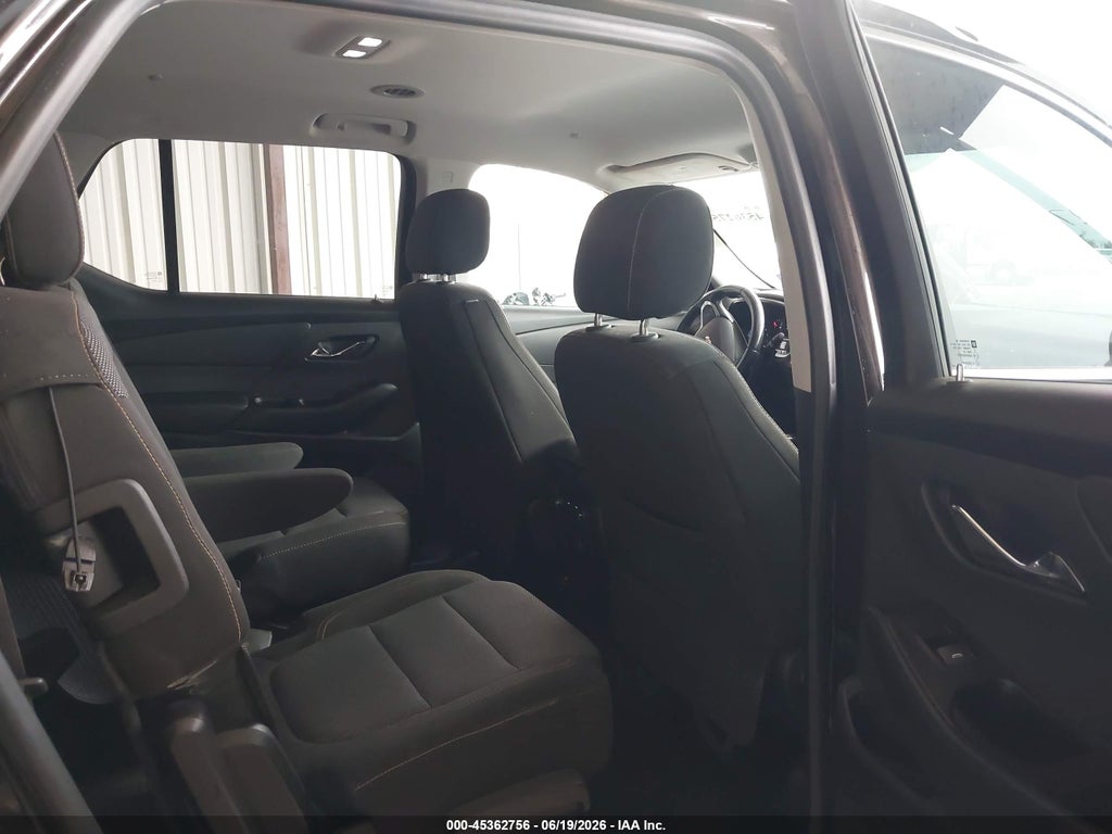 2018 Chevrolet Traverse 1LT photo 8