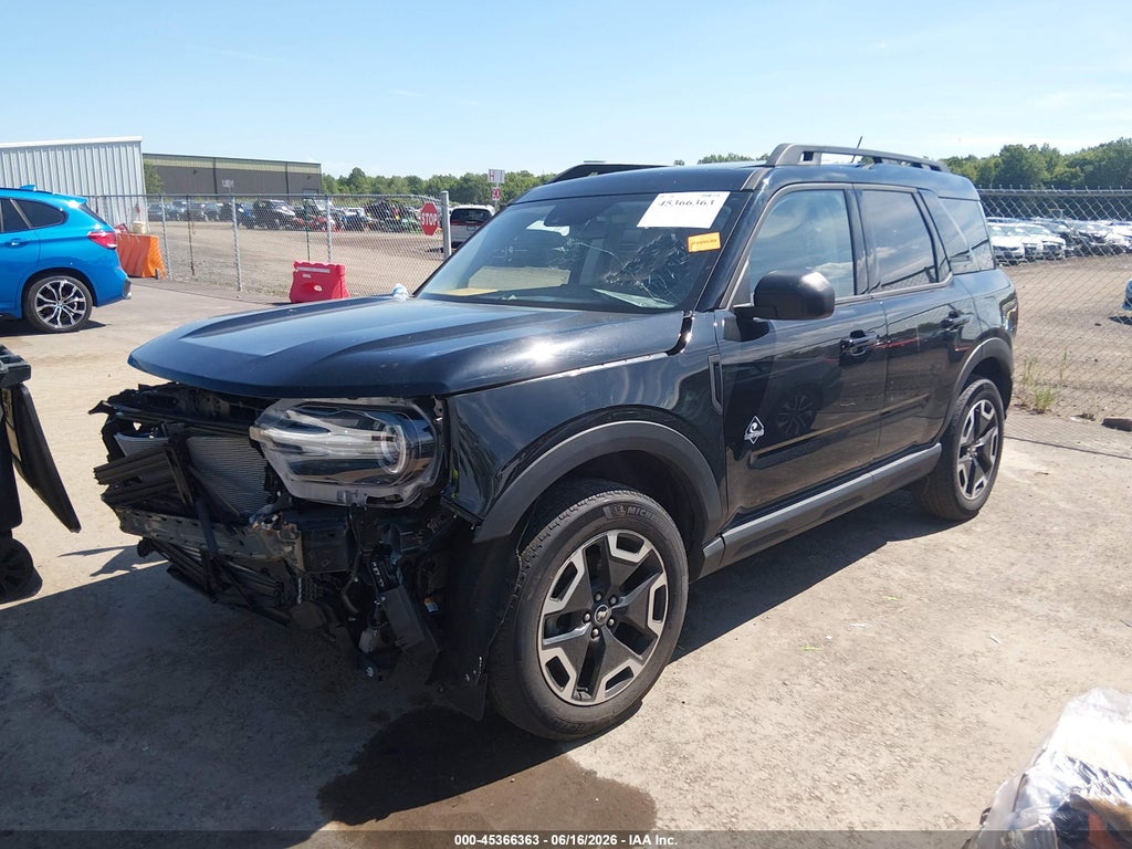 2024 Ford Bronco Sport Outer Banks photo 2
