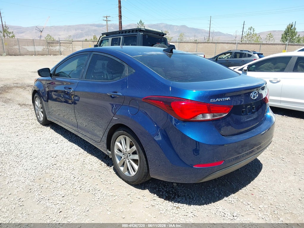 2016 Hyundai Elantra SE photo 3