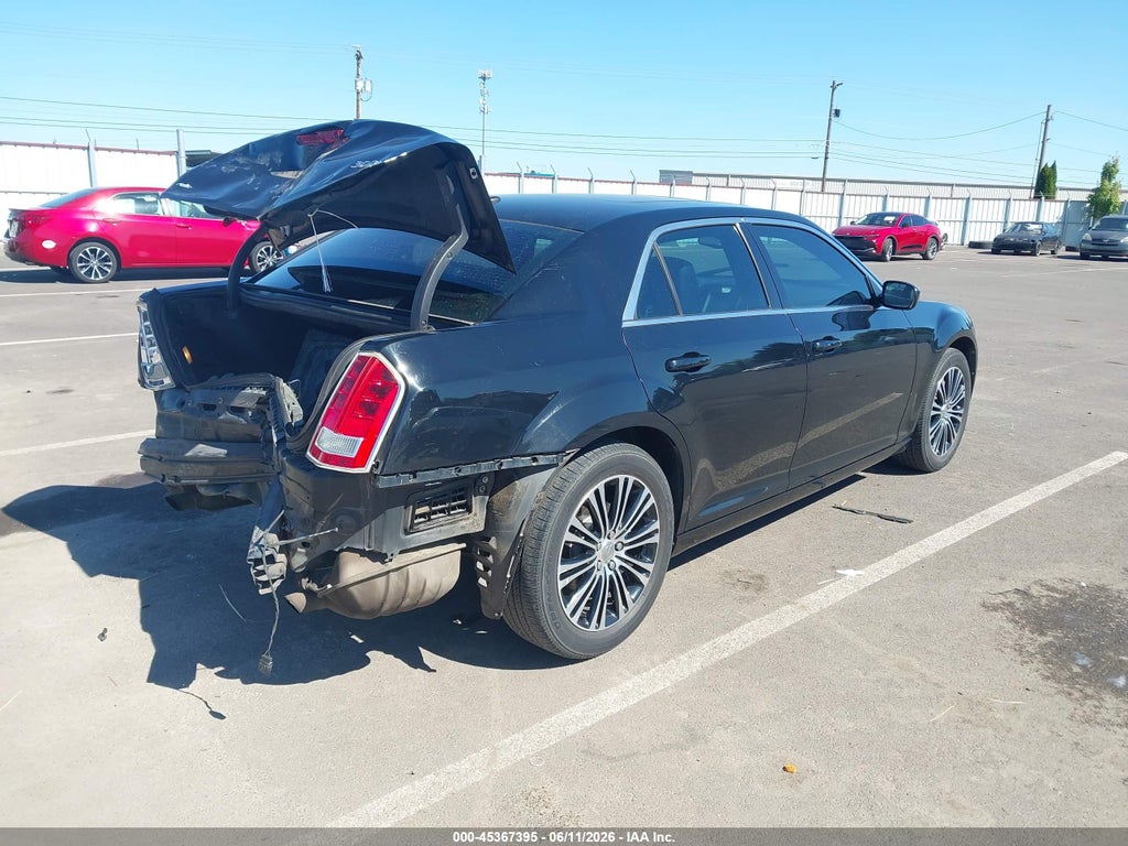 2014 Chrysler 300 300S photo 4