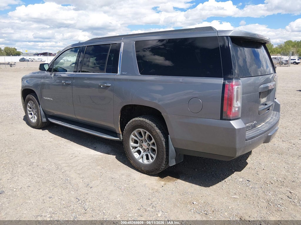 2018 GMC Yukon XL SLT photo 3