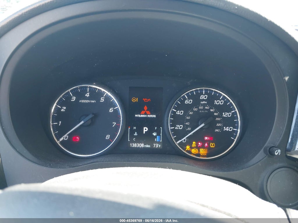 2018 Mitsubishi Outlander ES photo 7