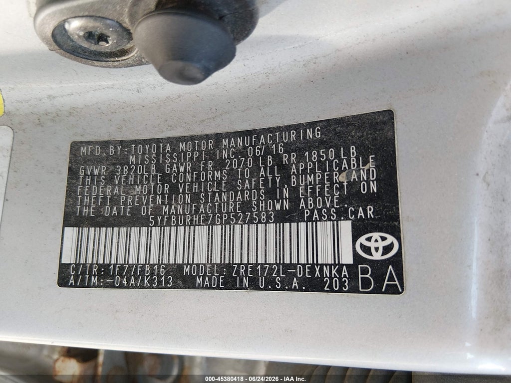 2016 Toyota Corolla LE photo 9