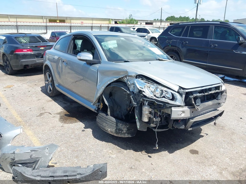 2011 VOLVO C30
