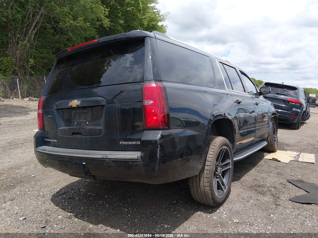 2019 Chevrolet Suburban Premier photo 4