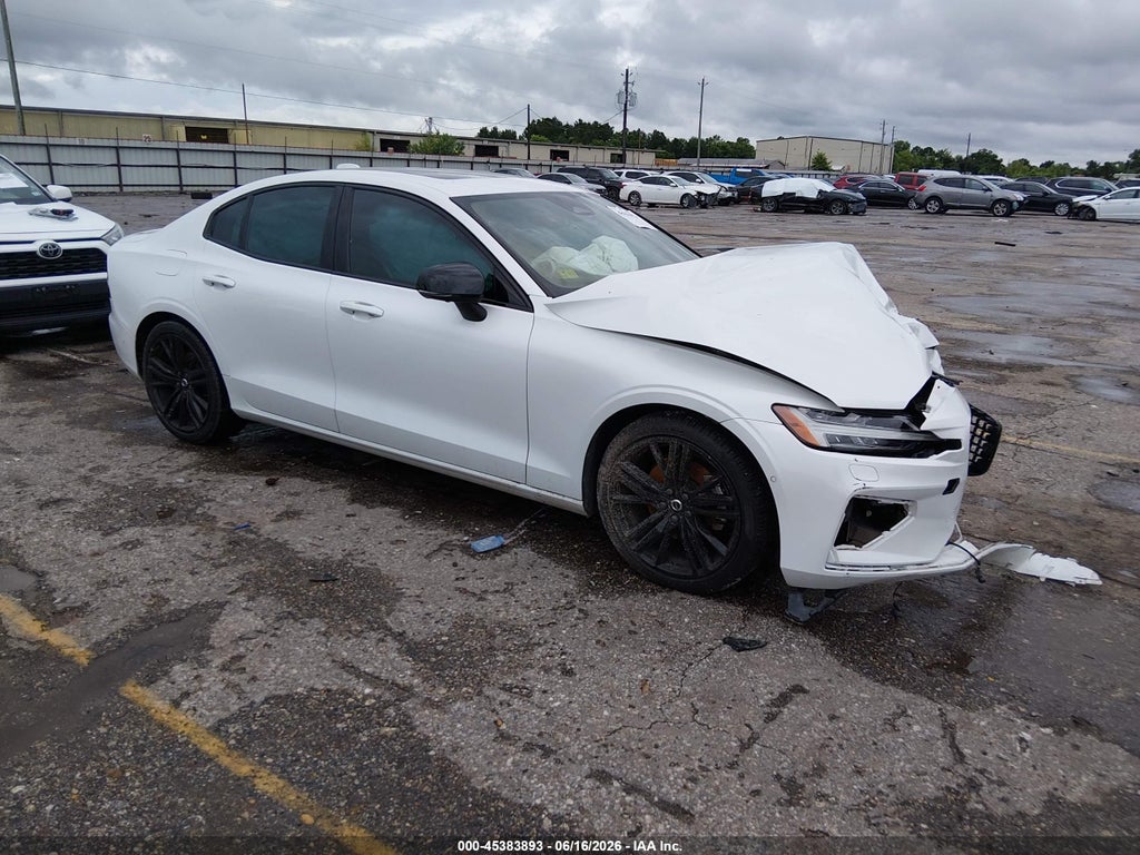 2024 VOLVO S60