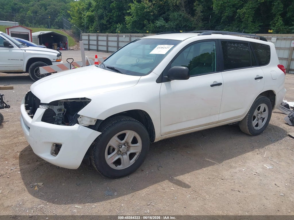 2011 Toyota RAV4 photo 2