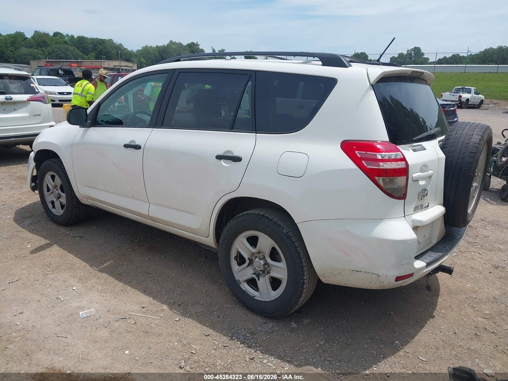 2011 Toyota RAV4 photo 3