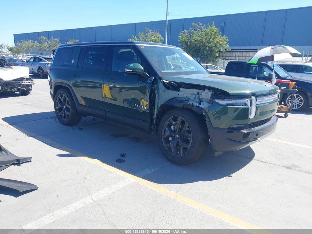 2026 RIVIAN R1S