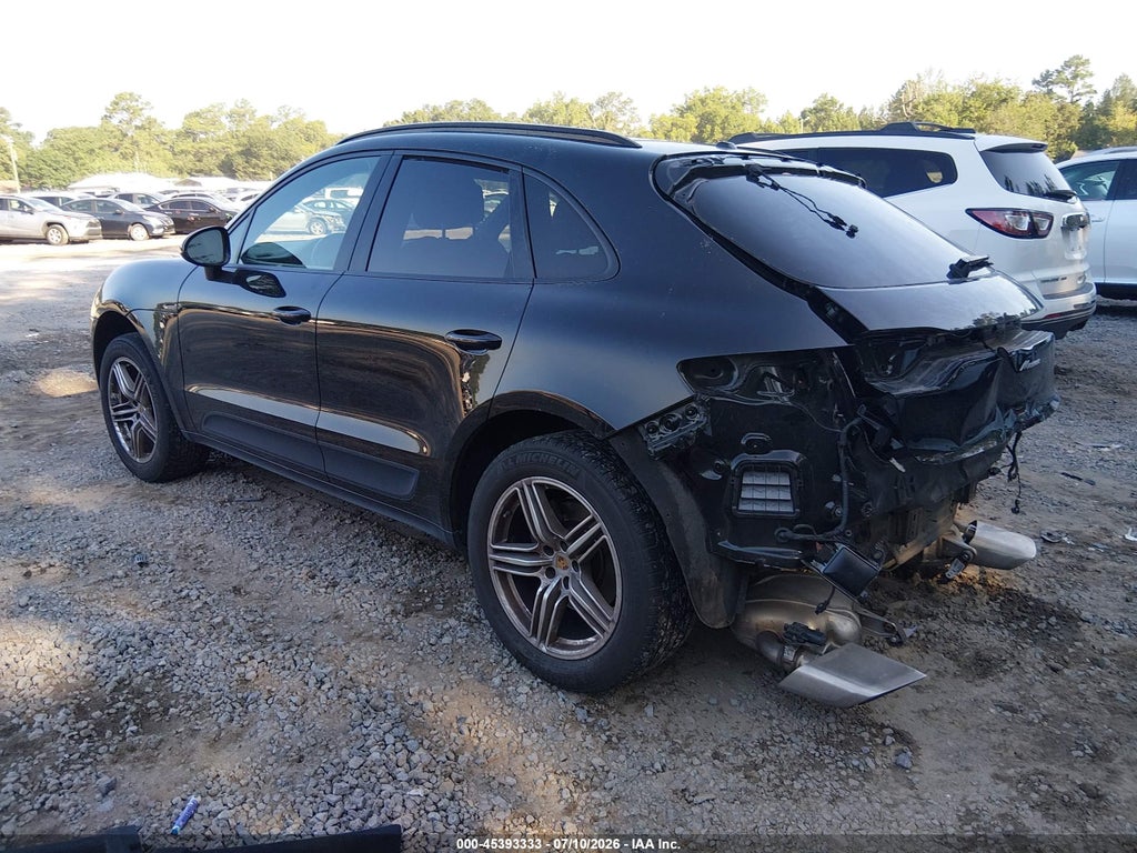 2019 Porsche Macan photo 3