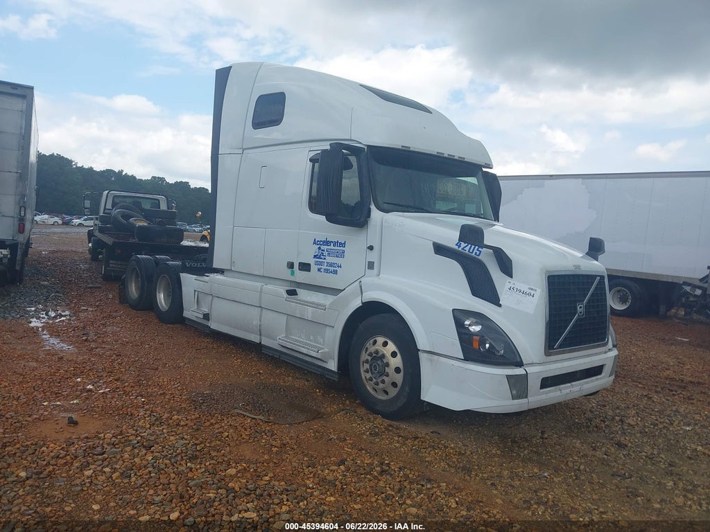 2019 VOLVO VNL