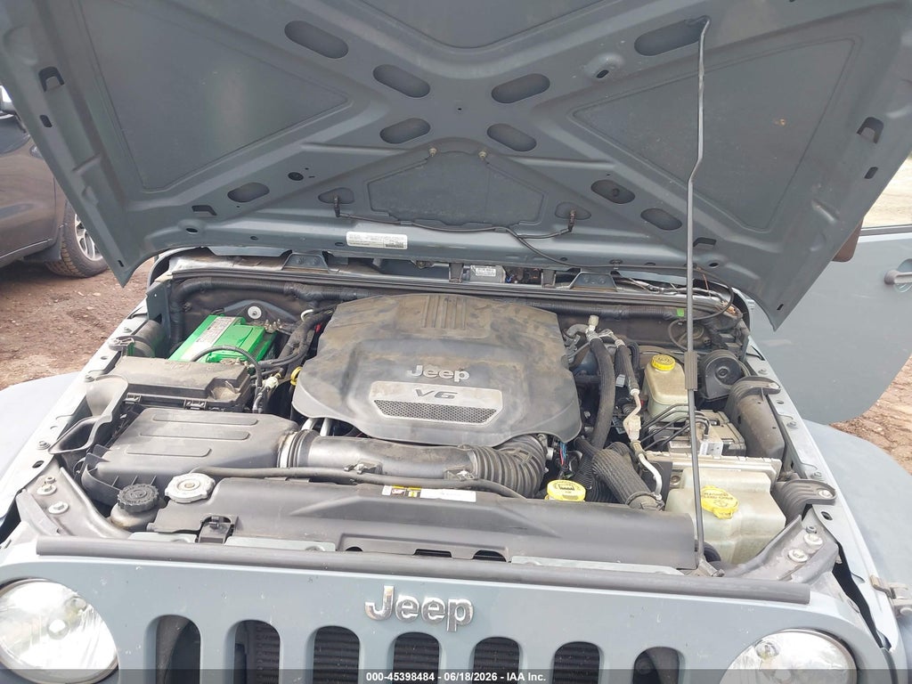 2015 Jeep Wrangler Unlimited Sport photo 10