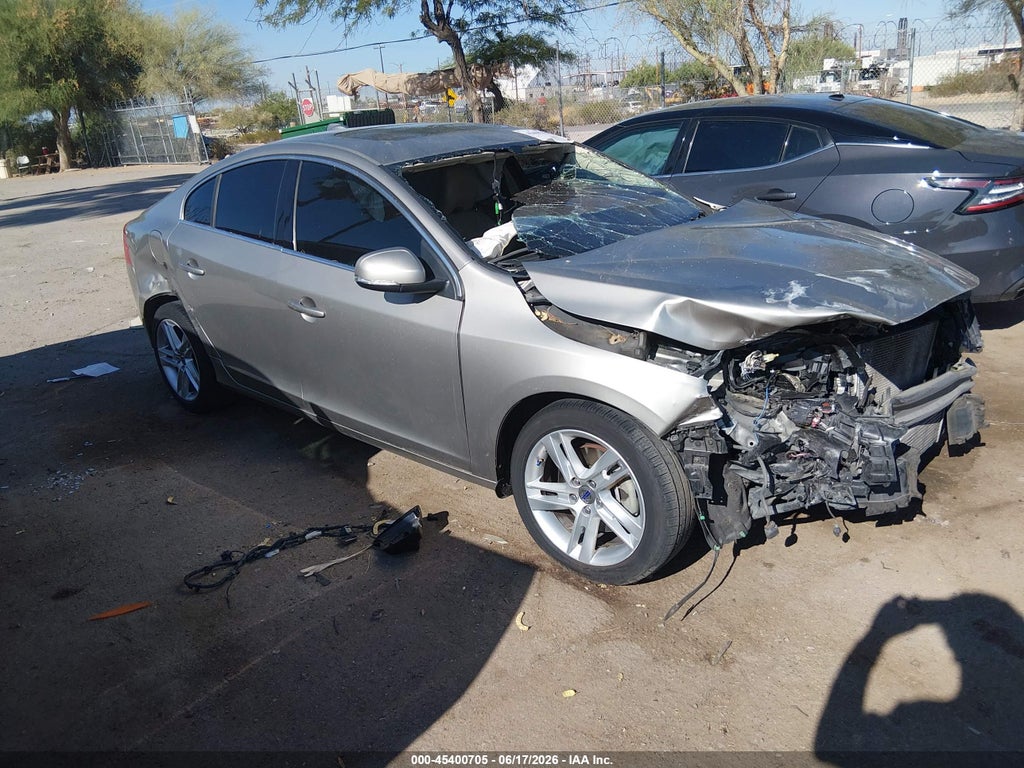 2015 VOLVO S60