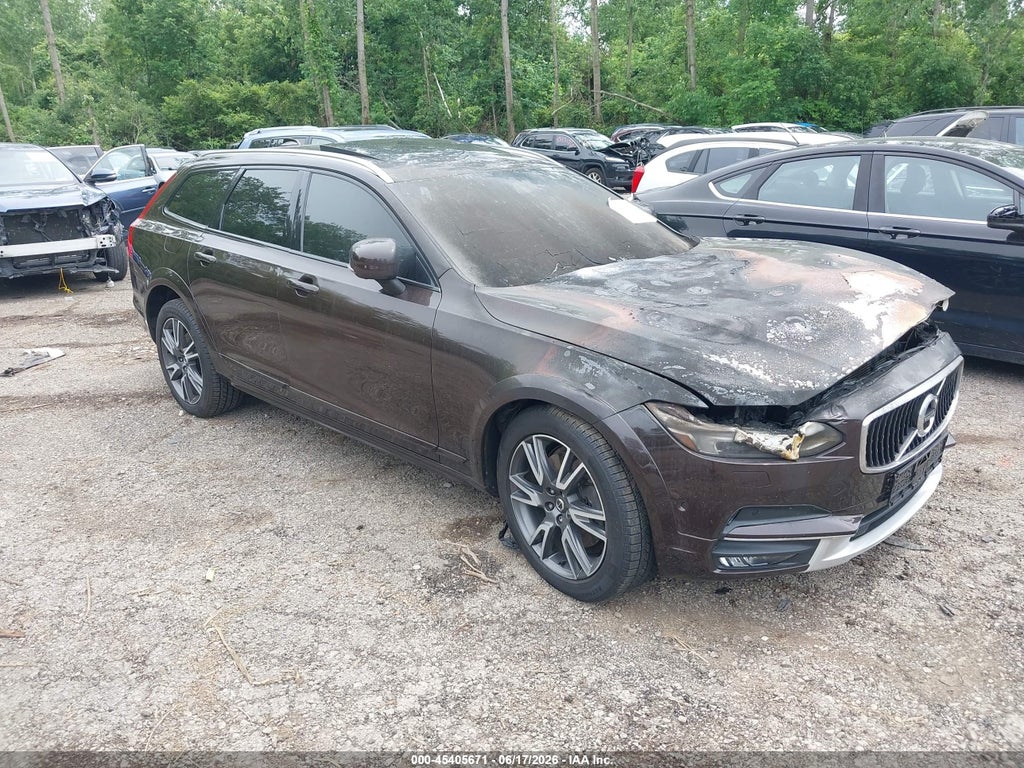 2017 VOLVO V90 CROSS COUNTRY