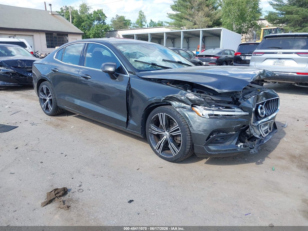 2020 VOLVO S60