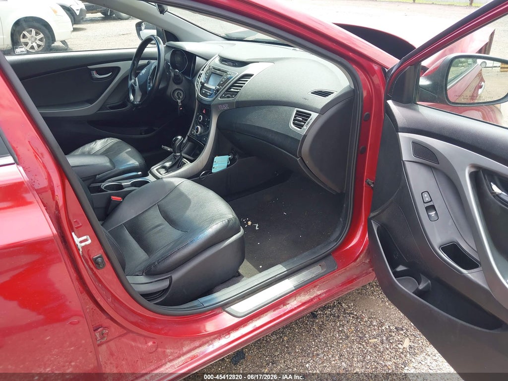 2014 Hyundai Elantra Limited photo 5
