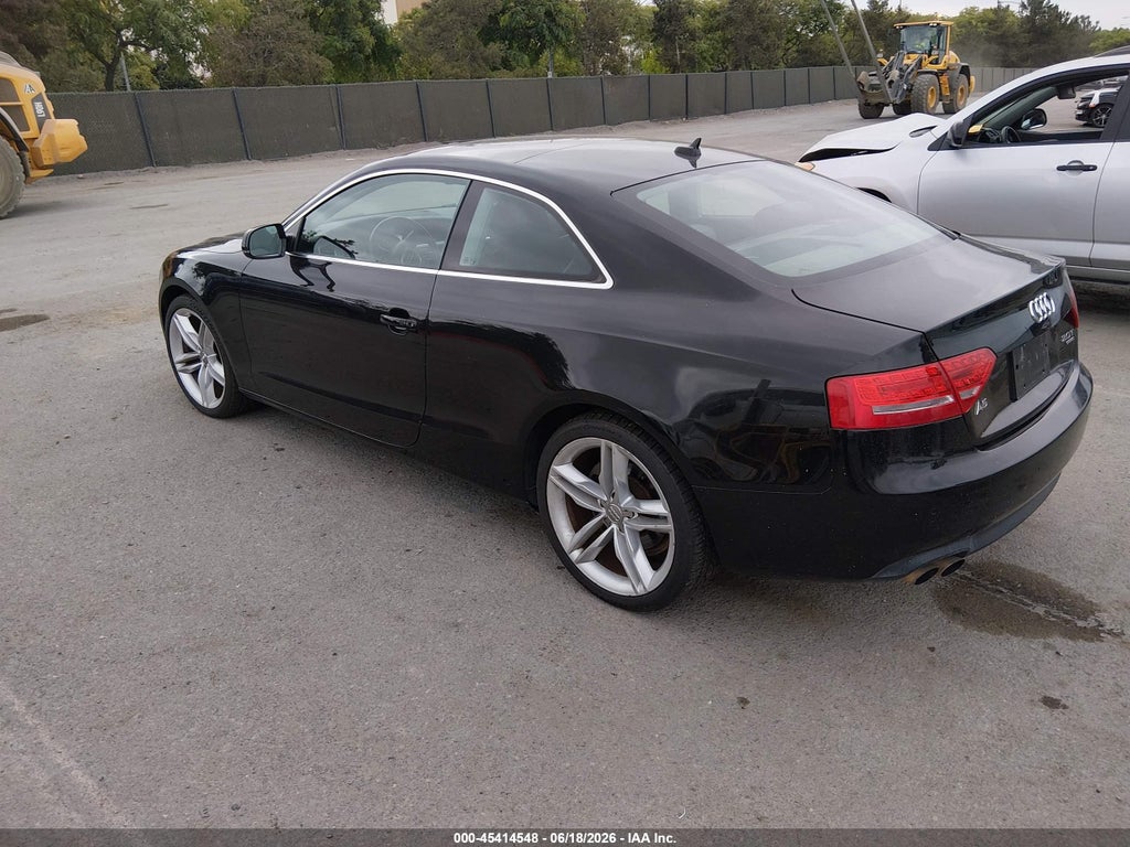 2011 Audi A5 2.0T Premium photo 3