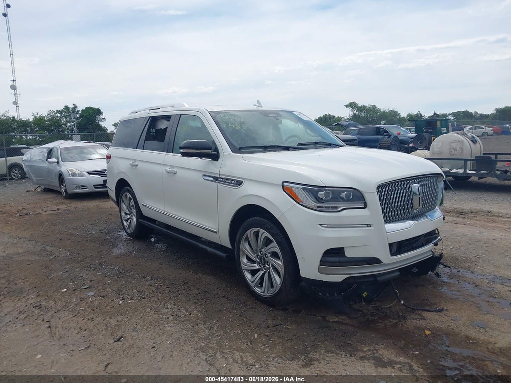 2024 LINCOLN NAVIGATOR