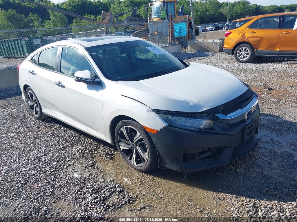 2016 Honda Civic Touring photo 1