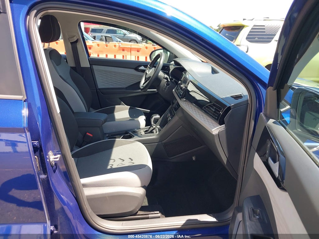 2024 Volkswagen Taos 1.5T S photo 5