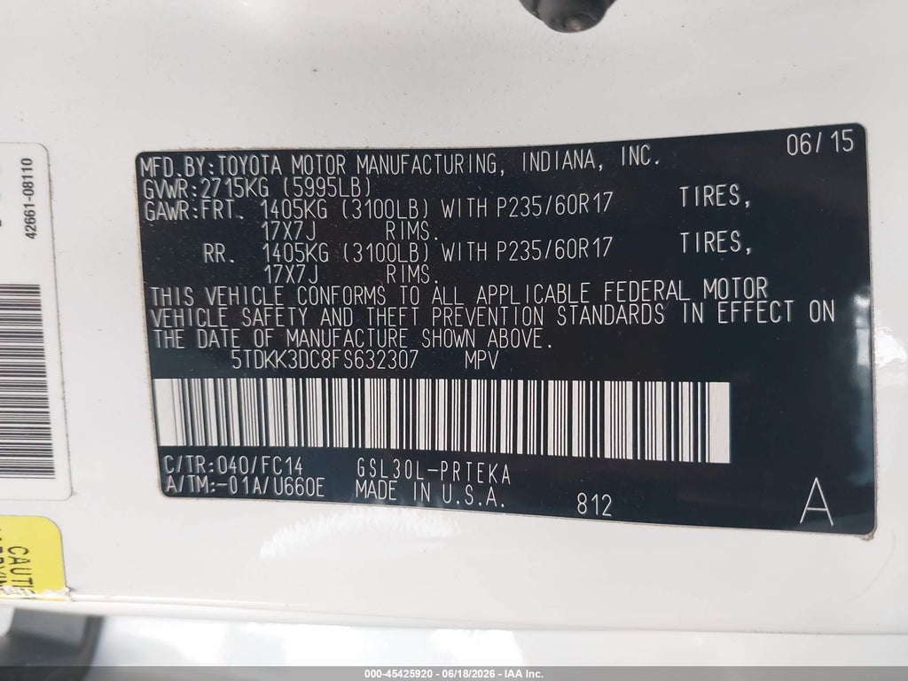 2015 Toyota Sienna LE 8 Passenger photo 9