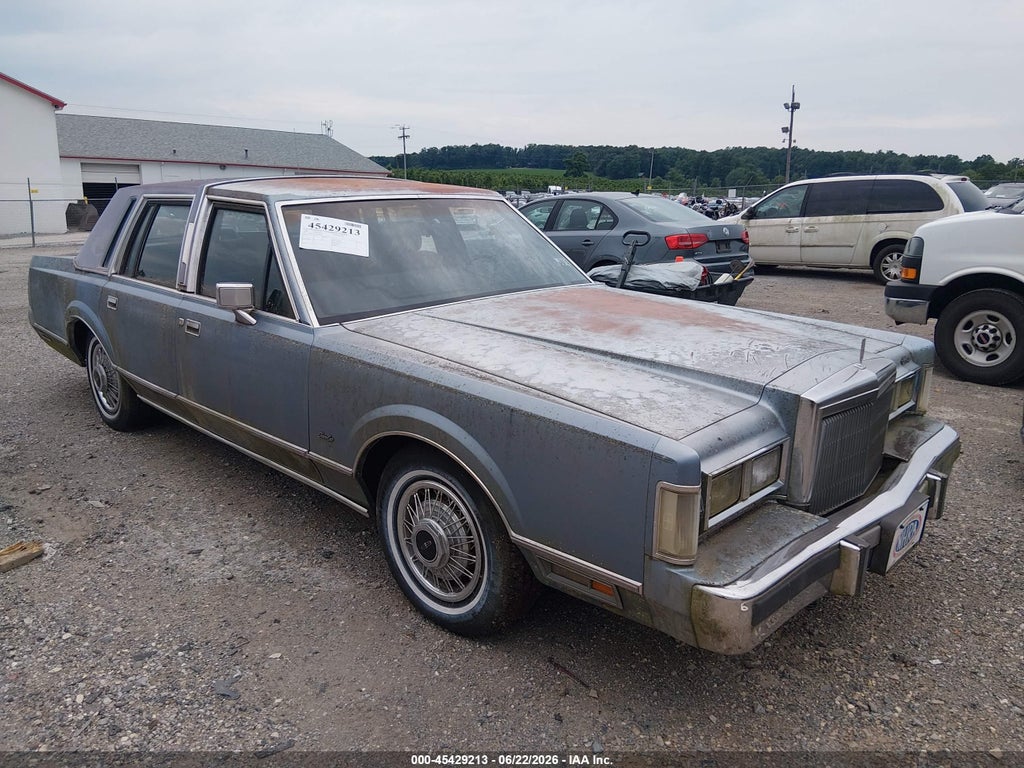 1988 LINCOLN TOWN CAR