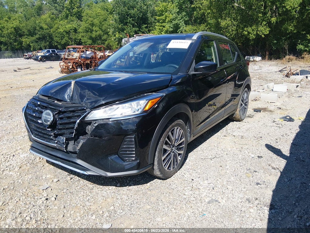 2021 Nissan Kicks SV Xtronic CVT photo 2