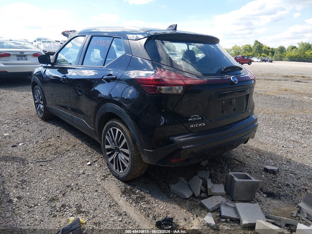 2021 Nissan Kicks SV Xtronic CVT photo 3