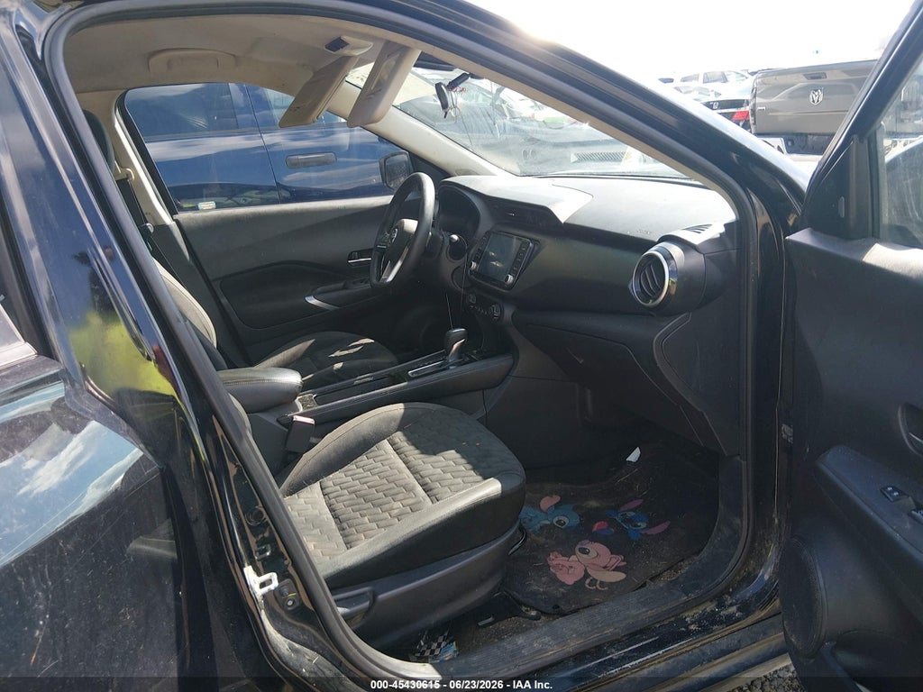 2021 Nissan Kicks SV Xtronic CVT photo 5
