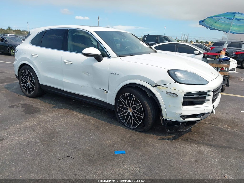2024 PORSCHE CAYENNE E-HYBRID