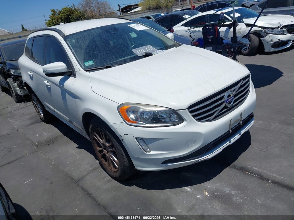 2016 VOLVO XC60