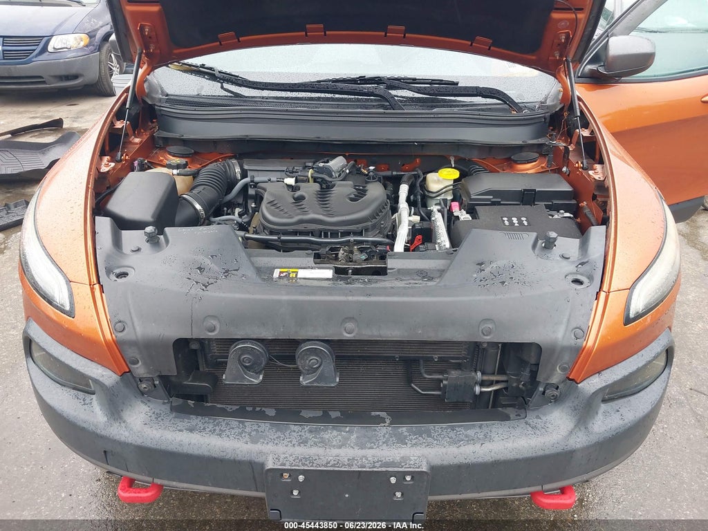 2016 Jeep Cherokee Trailhawk photo 10