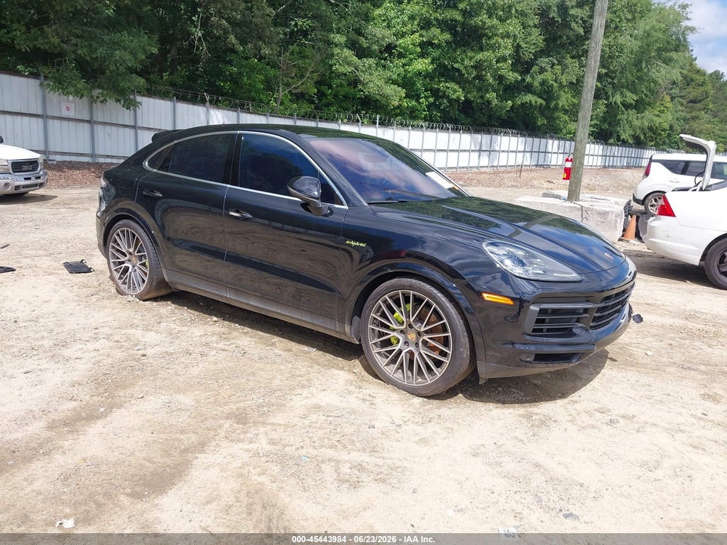 2022 PORSCHE CAYENNE E-HYBRID COUPE