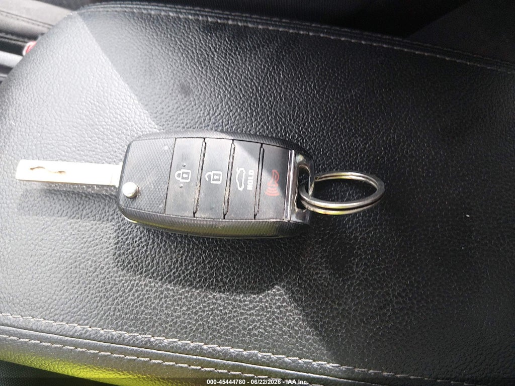 2017 Kia Optima LX photo 11