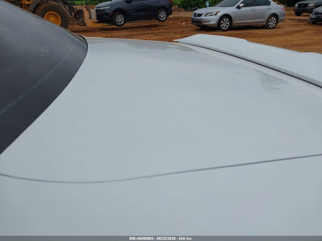 2019 Dodge Challenger SXT photo 6