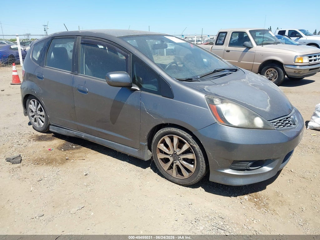 2013 Honda Fit Sport photo 1