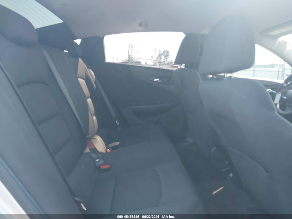 2022 Chevrolet Malibu FWD 1FL photo 8