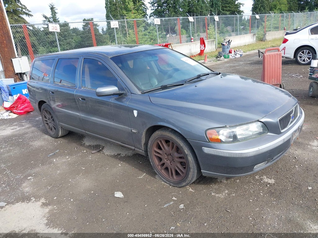 2004 VOLVO V70