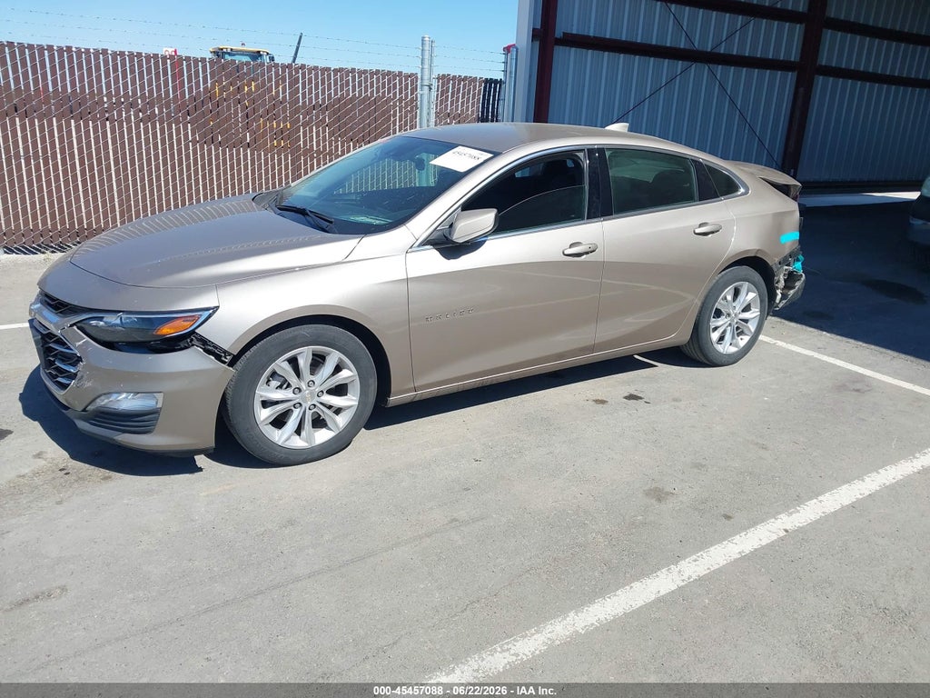 2024 Chevrolet Malibu FWD 1LT photo 2