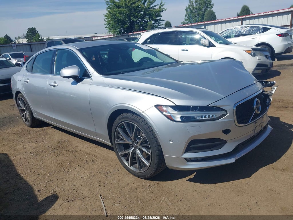 2018 VOLVO S90