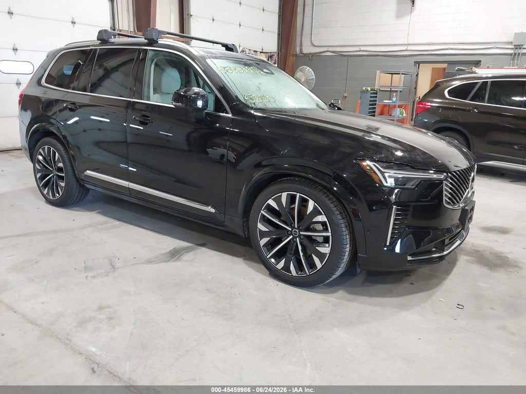 2025 VOLVO XC90